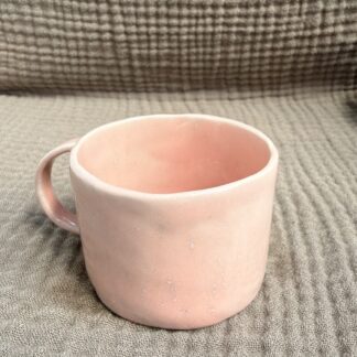 Rosa kaffekop med hank